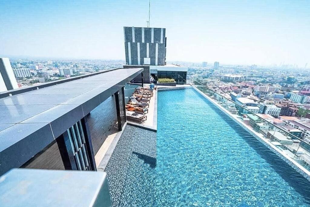 Sea View 2 Bed Room Condo @ Central Pattaya ภายนอก รูปภาพ