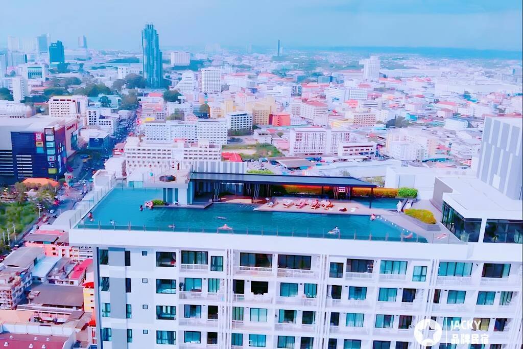 Sea View 2 Bed Room Condo @ Central Pattaya ภายนอก รูปภาพ