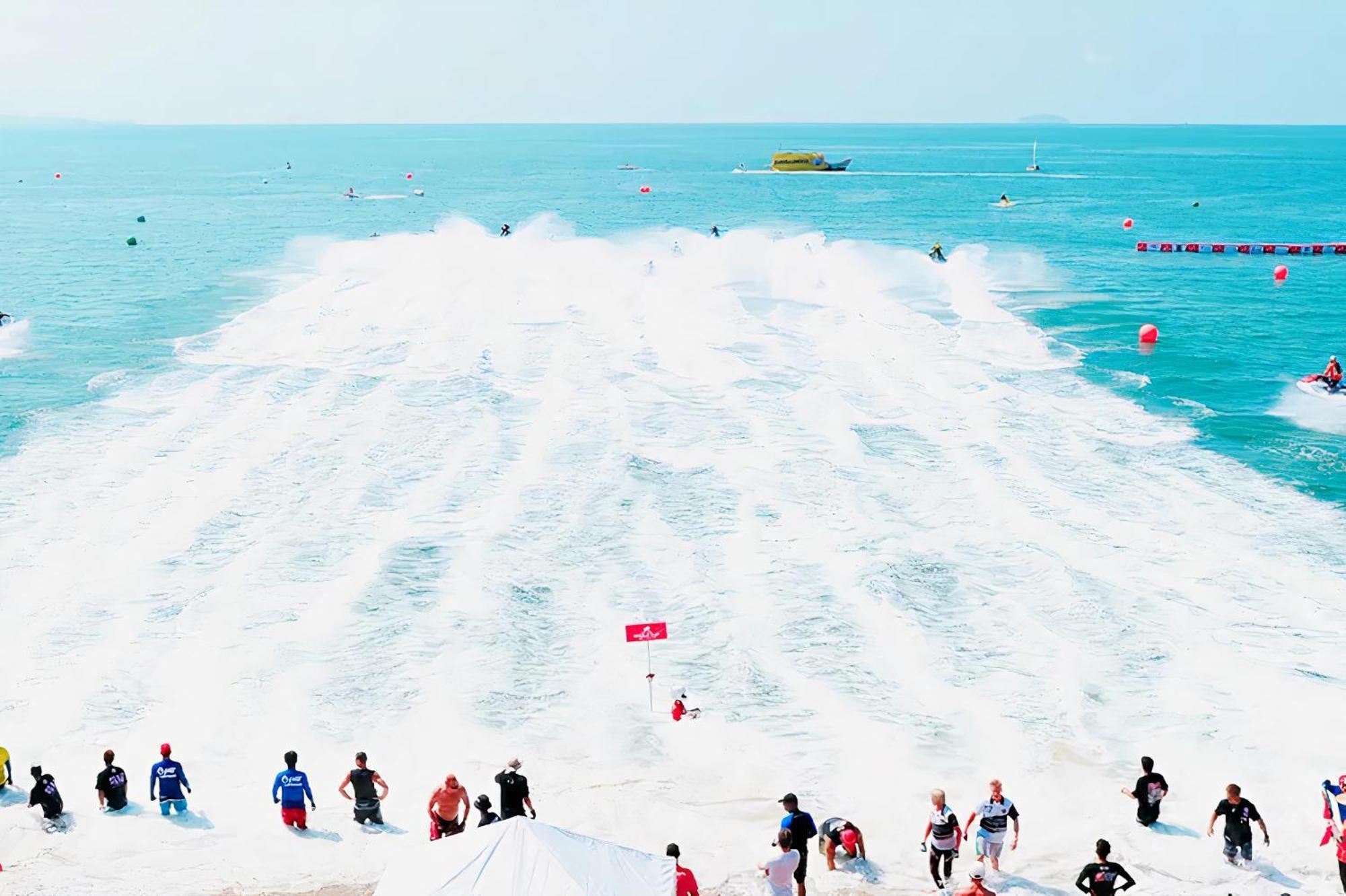Sea View 2 Bed Room Condo @ Central Pattaya ภายนอก รูปภาพ
